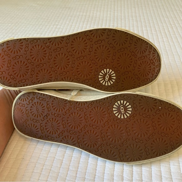COPY - Ugg wool lined sneakers, size 7 - Picture 7 of 8